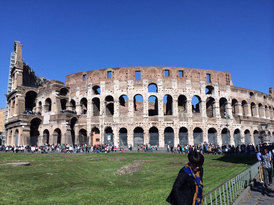Colosseum-Rome-Italy-FootprintsinCulture
